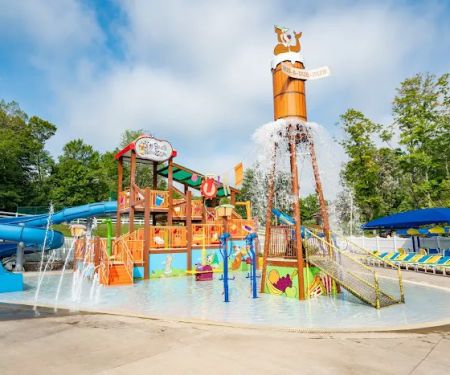 Jellystone Park™ Birchwood Acres