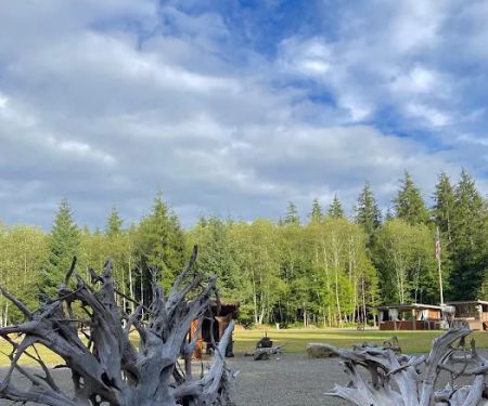 Mossquatch Resort