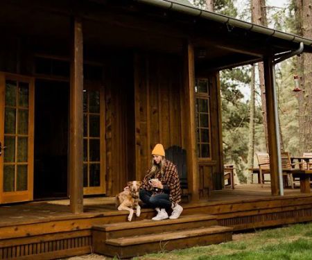 Lake Creek Lodge