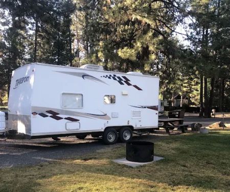 Sisters Creekside Campground