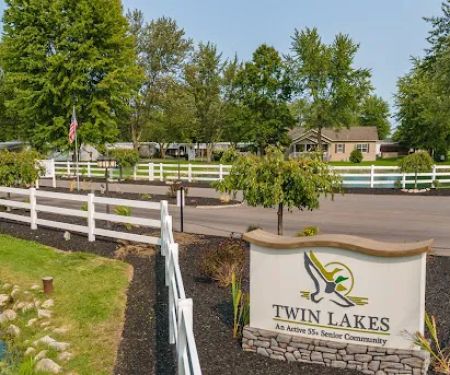 Twin Lake Homes