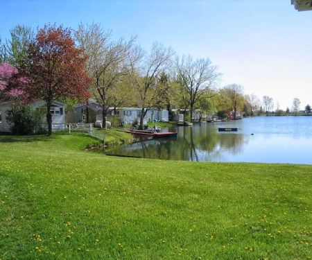 WoodLake Mobile Home Park